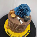 RUFFLE GOLDMAC GRADUATION CAKE