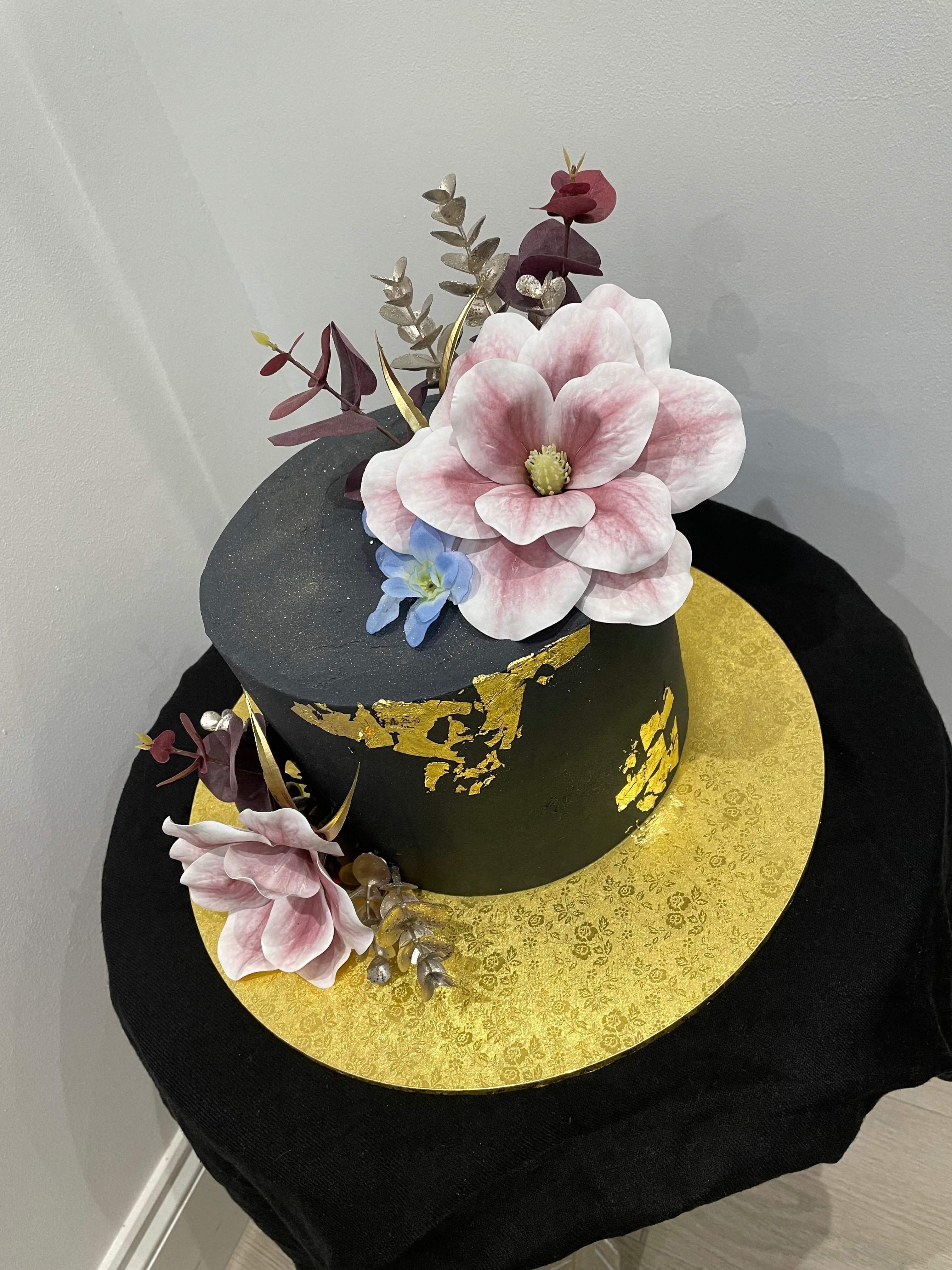 BLACK AND GOLDLEAF OCCASION CAKE
