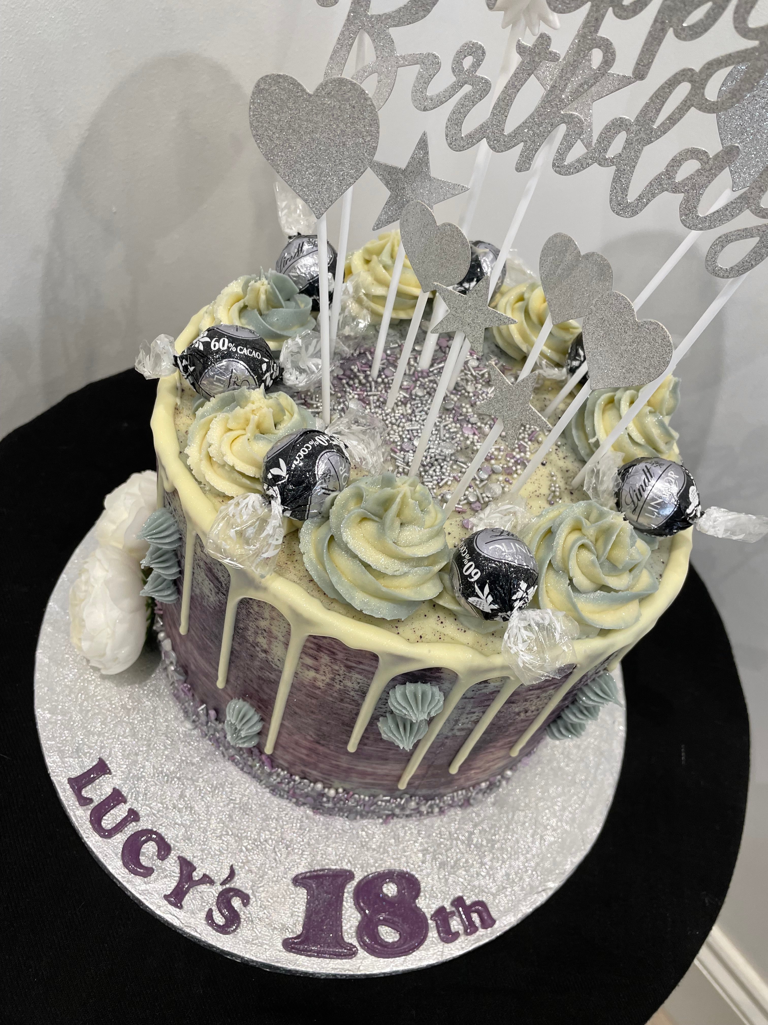 DREAMY DRIP KISS OCCASION CAKE
