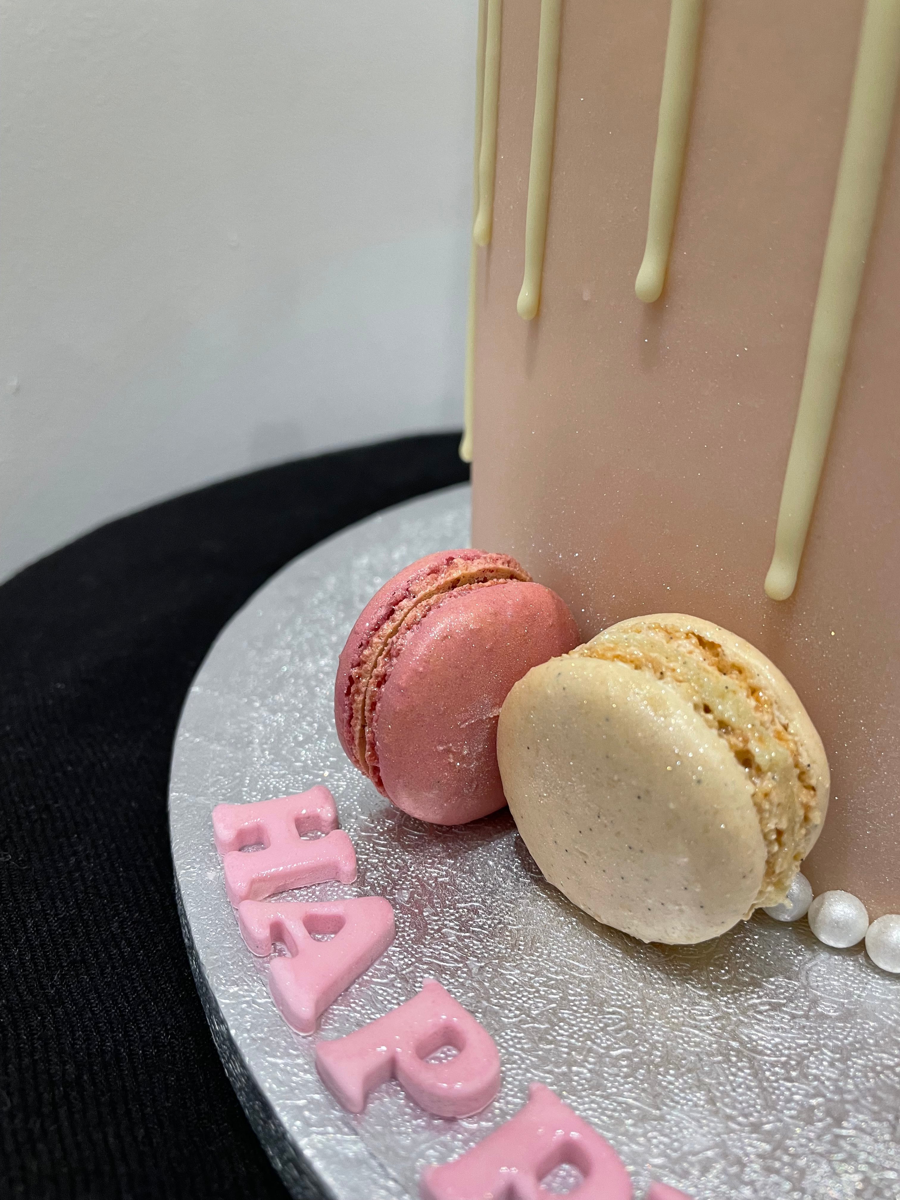 PINK MAC DRIP OCCASION CAKE