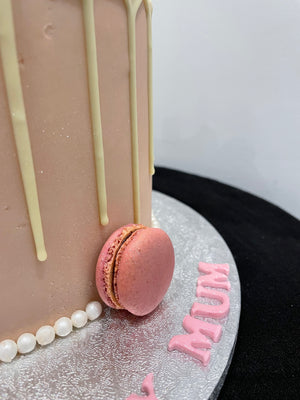 PINK MAC DRIP OCCASION CAKE