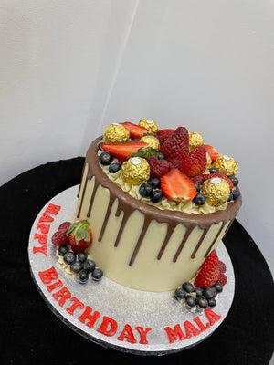 FRUIT CHOCOLATE DRIP CAKE