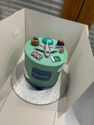TRAVEL THEME CAKE