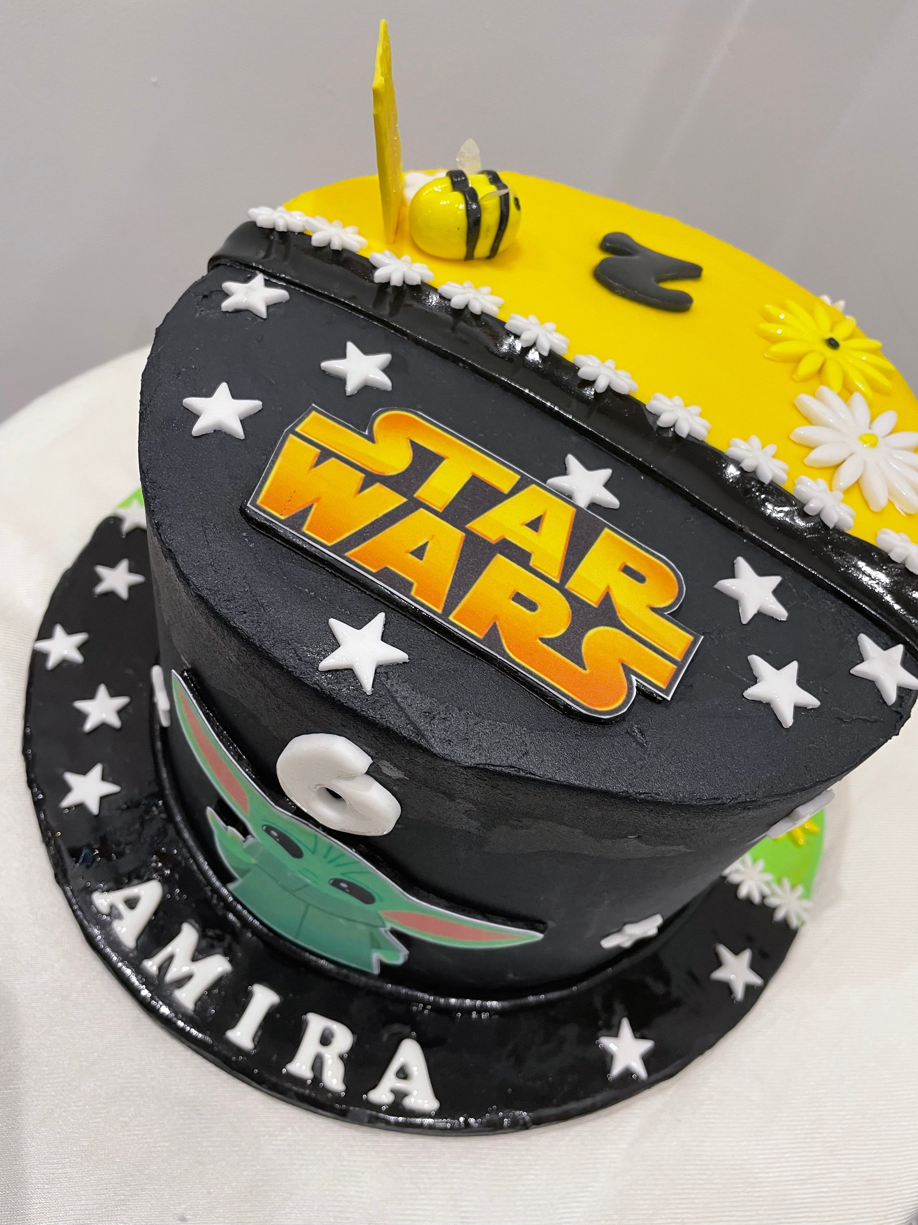 2 IN 1 CAKE - BEE & SPACE CAKE