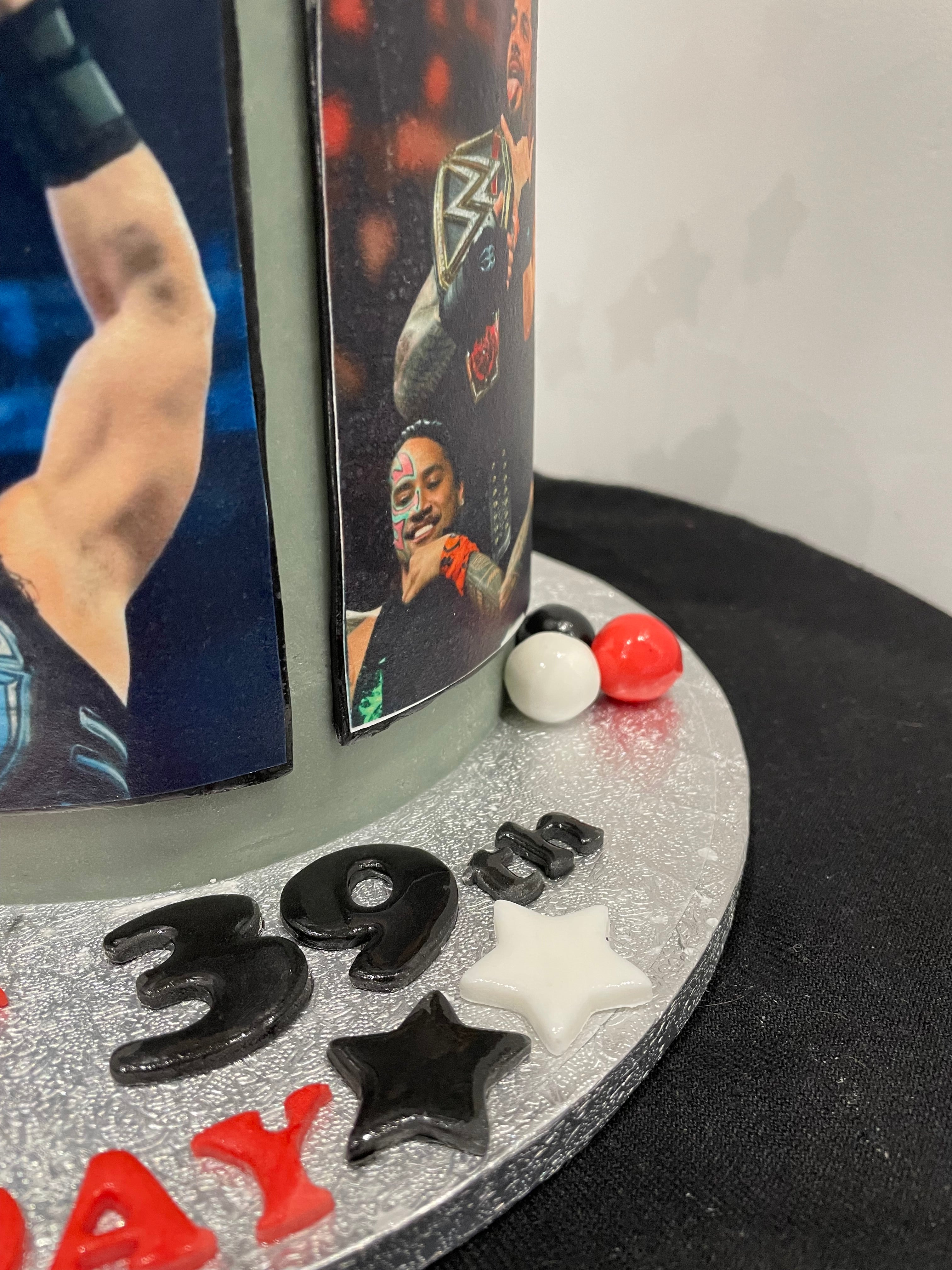 WRESTLING THEME CAKE