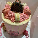 PINKCHANEL LUIS FRESH CREAM CAKE