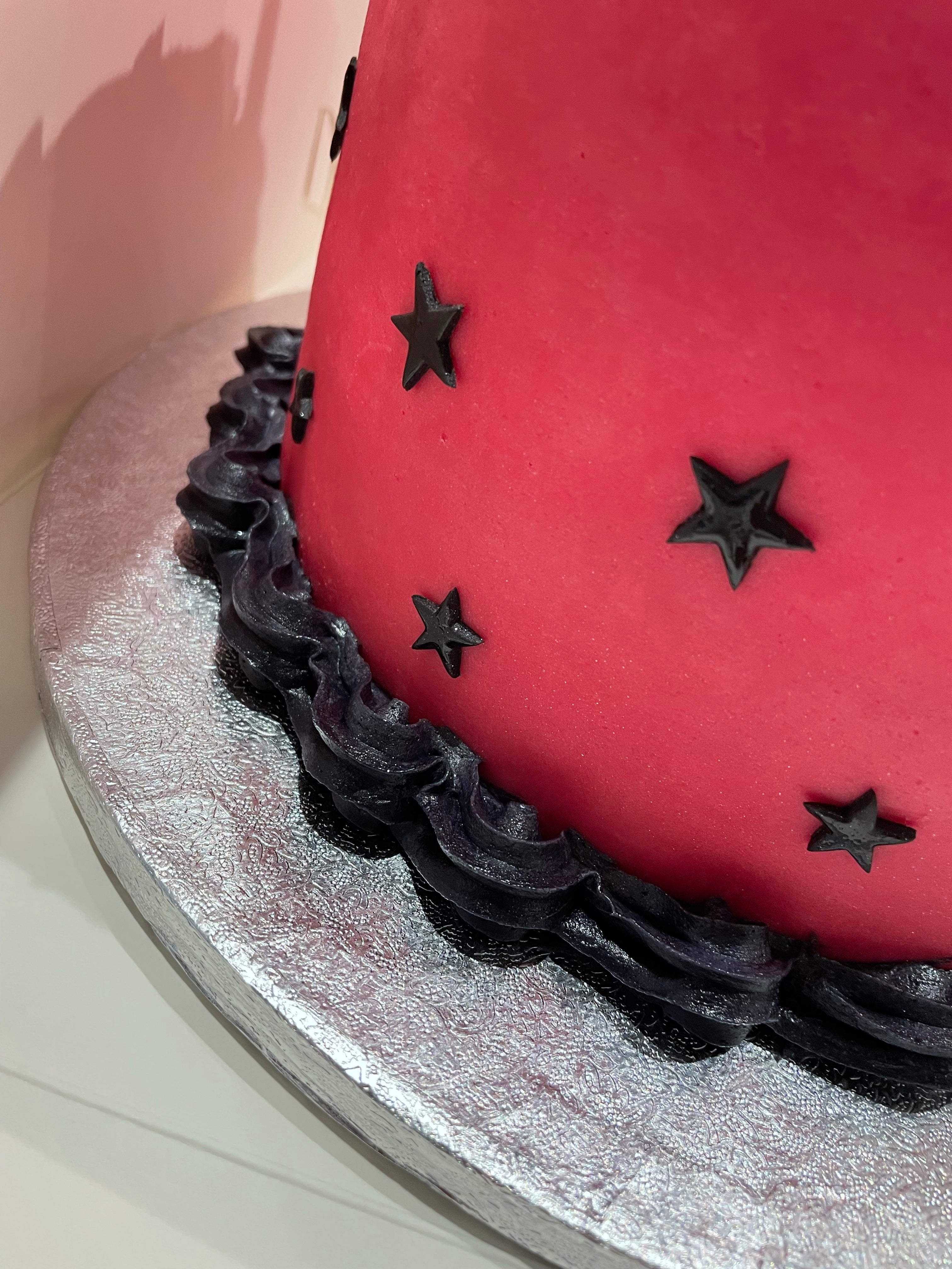 Christmas Cakes Sydney - Candy Cane Stripes | The Cupcake Princess