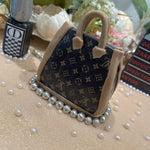 LV ELEGANCE FILM THEME CAKE