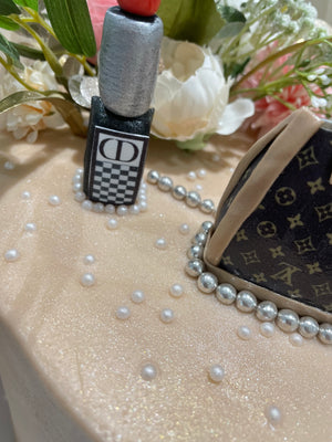 LV ELEGANCE FILM THEME CAKE