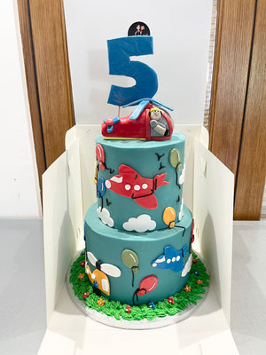 AERO CLOUD BIRTHDAY CAKE