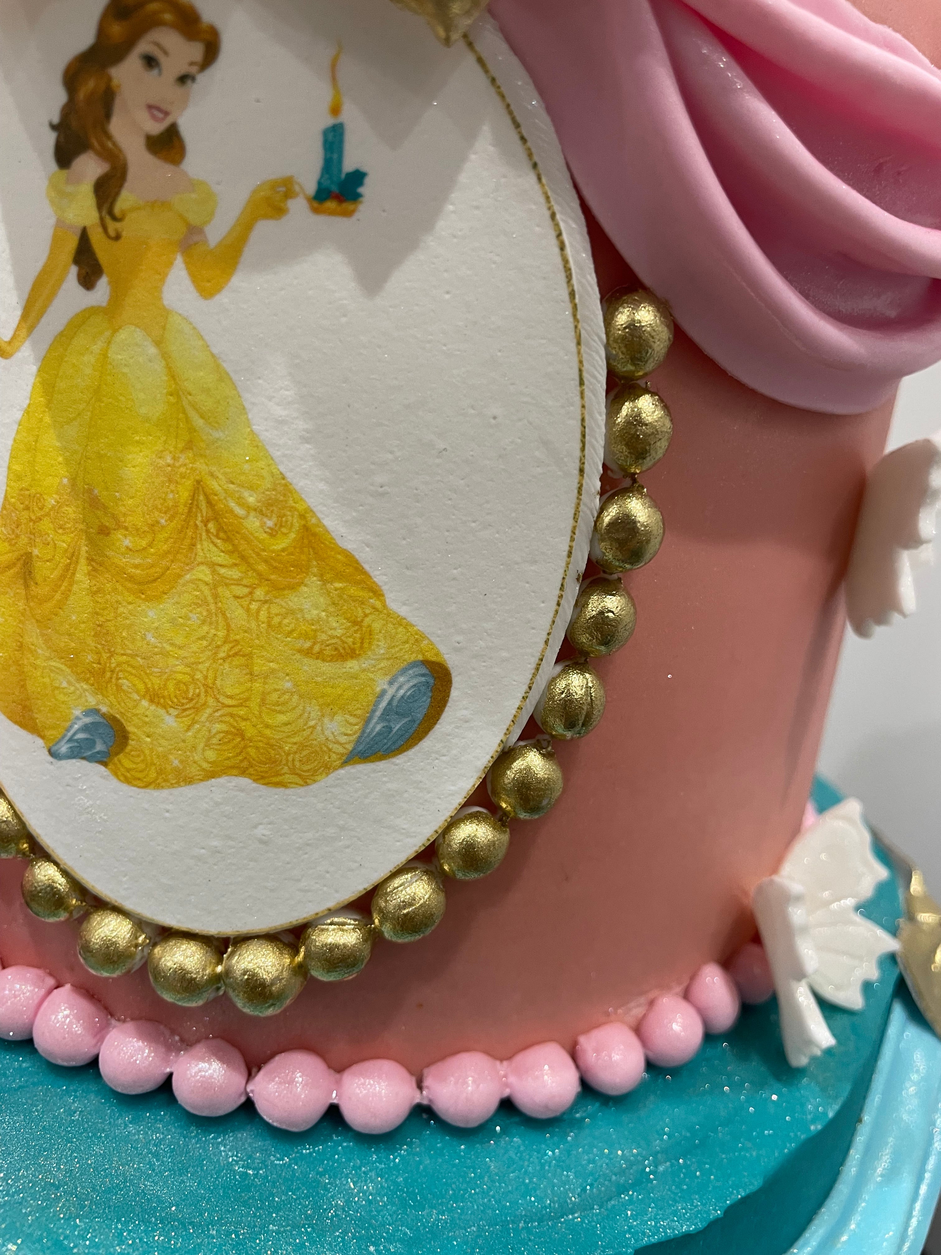 PRINCESSES FRAME BIRTHDAY CAKE