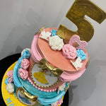 PRINCESSES FRAME BIRTHDAY CAKE