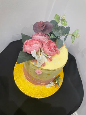 GOLD EDGE FLORAL OCCASION CAKE