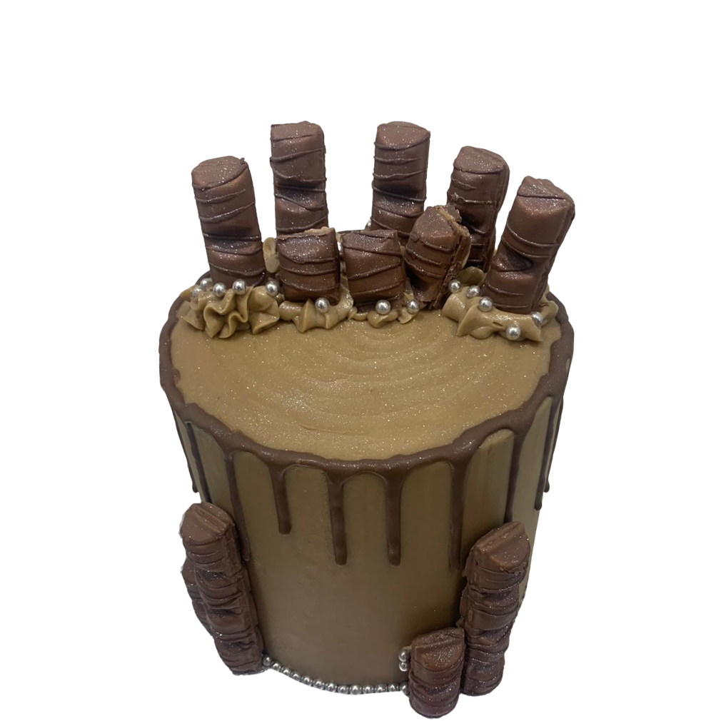 KINDER BUENO CHOCOLATE CAKE
