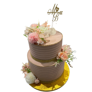 GOLD ELEGANCE CELEBRATION CAKE