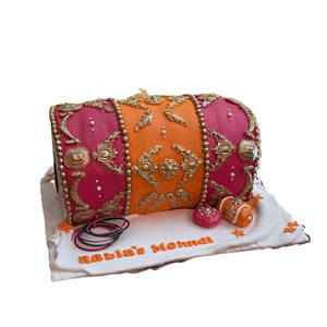 MEHNDI DHOLKI CAKE