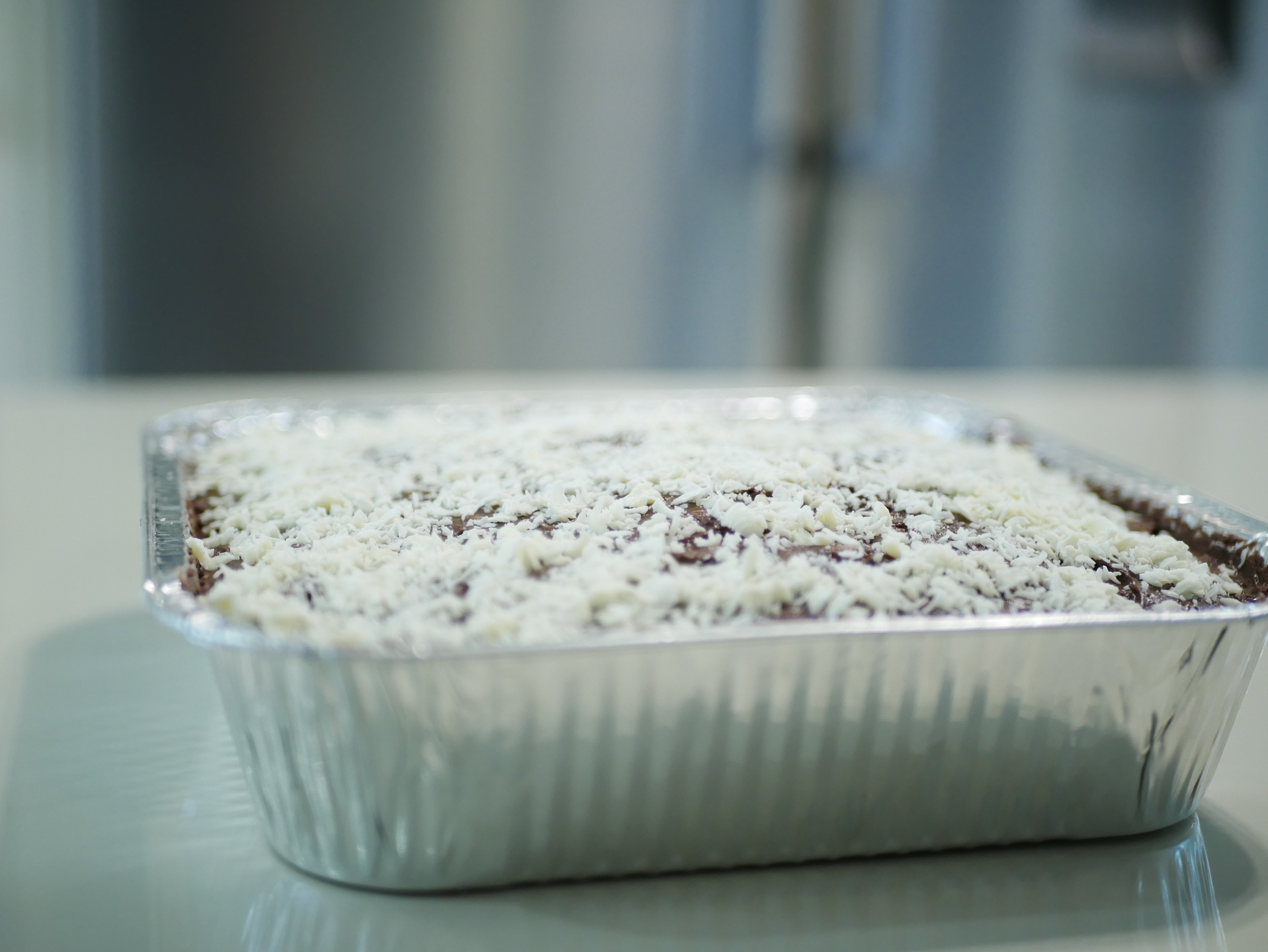 CHOCOLATE TRAYBAKE
