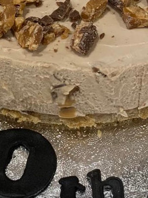 CHEESECAKES (Lotus, Oreo, Nutella, Strawberry, Snickers)