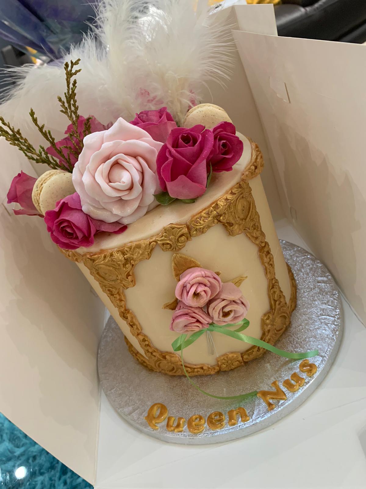 ROSE AND FEATHER GOLD FRAME CAKE