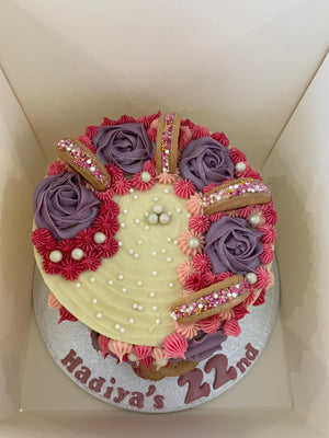BISCUIT SWIRLS - BUTTERCREAM ROSE CAKE