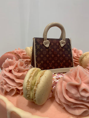 HANDBAG MACARON DRIP CAKE