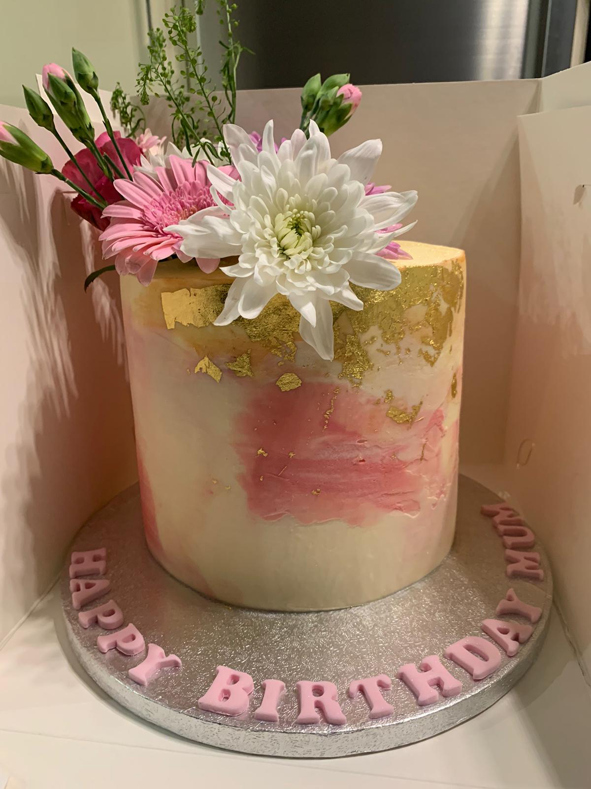 PINK & GOLD FLOWER CAKE