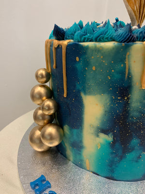 AZURE SAIL GOLD DRIP CAKE