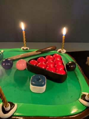 SNOOKER THEME CAKE