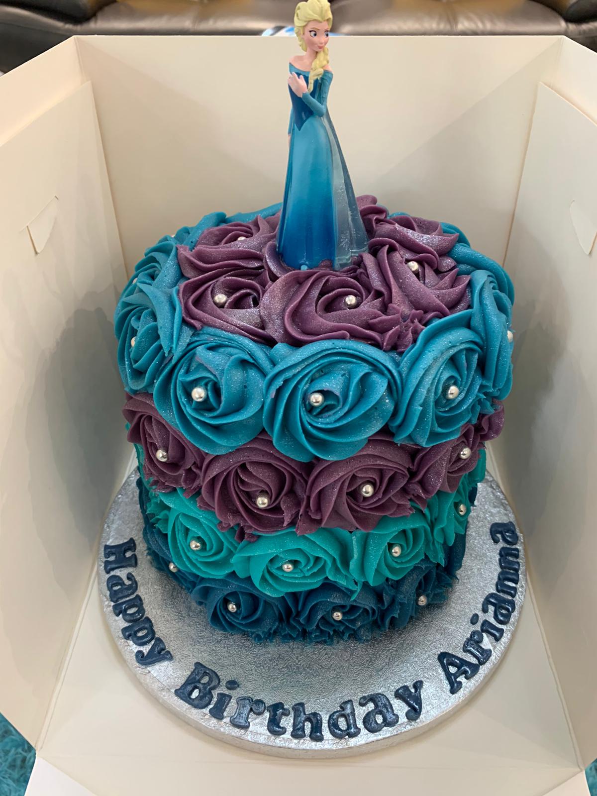 ROSETTE PRINCESS CAKE