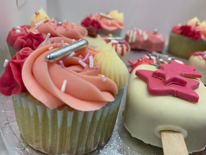 CUPCAKE AND CAKESICLE GIFT BOX
