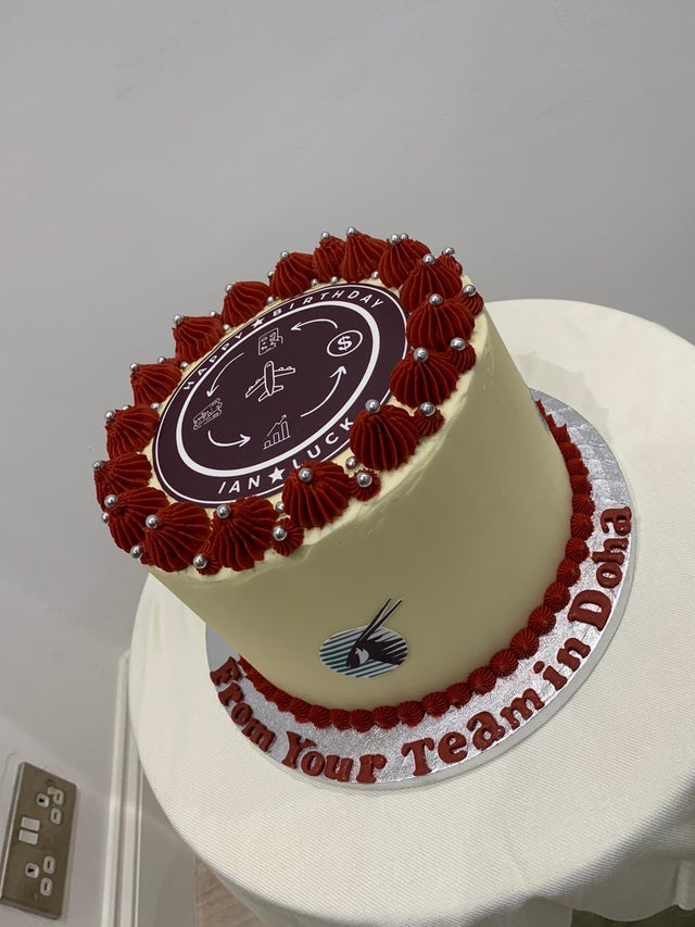 AIRLINE THEMED CAKE
