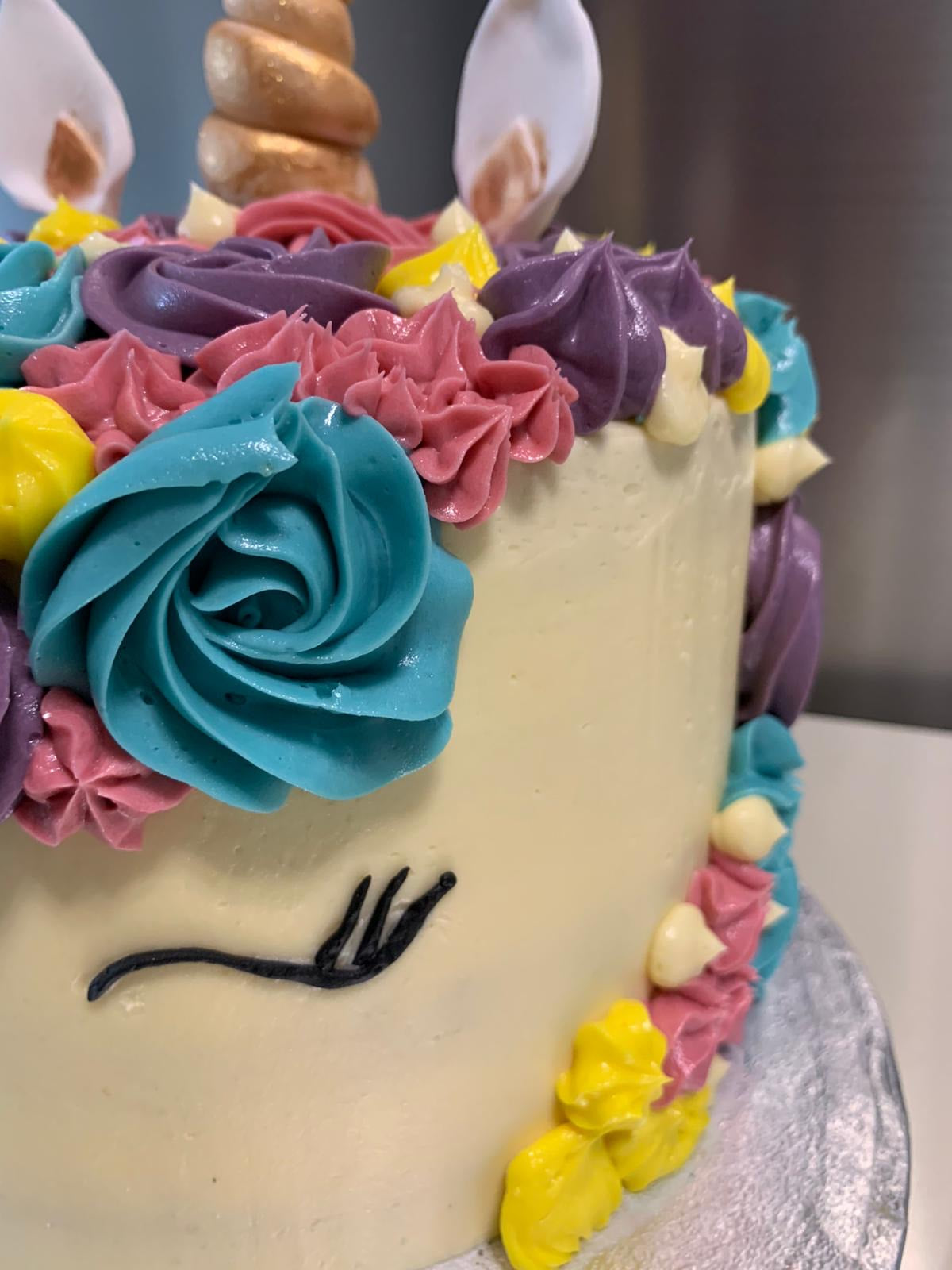 UNICORN CAKE