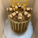 BUENO WHITE DRIP CAKE