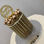 BUENO WHITE DRIP CAKE