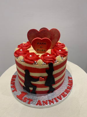 RED STRIPE AND ROSE CAKE