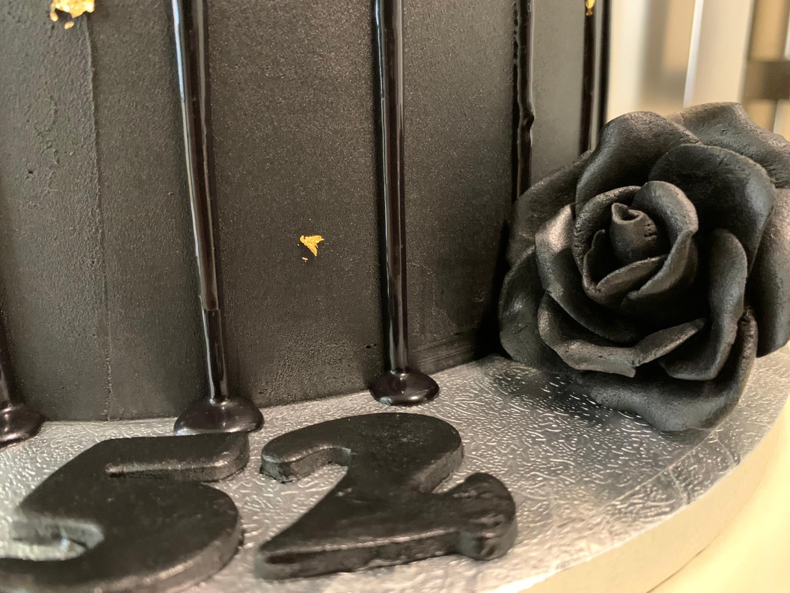 BLACK SHARD & GOLD LEAF CAKE